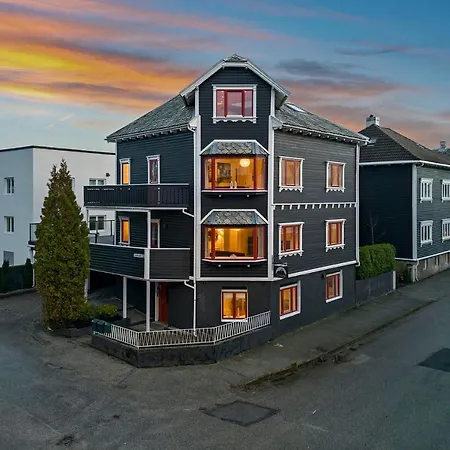 Krueger's Crib By Staysville Hotel apartamentowy